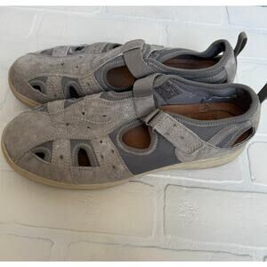 Earth Origins "Effie" Grey Suede Fisherman Cut Out Comfortable Sandals  sz 9.5 W